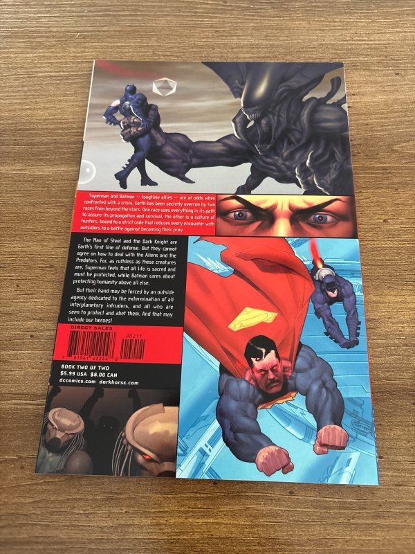 Lot Of 2 Superman & Batman Vs. Aliens & Predator DC DH Comics # 1 2 NM 2 J455