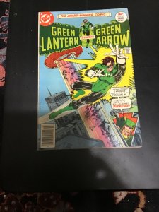 Green Lantern #93 (1977) Grell Art! 1st World Builders! High-grade! VF- Wow!