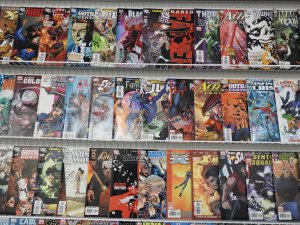 Huge Lot 200+ Comics W/ Hulk, Deadpool, X-Men, Punisher+ Avg Fine/VF Condition!!