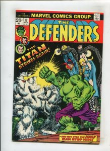 DEFENDERS #12 (7.0) TITAN STRIKES BACK!! 1973