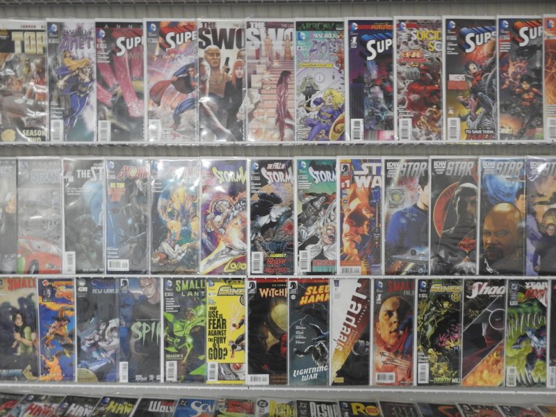 Huge Lot 160+ Comics W/ Powers, Superman, Star Trek+ Avg VF-NM Condition!