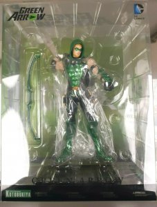 Green Arrow 7 Statue - DC New 52 - Kotobukiya - Artfx - NEW