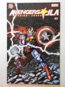 JLA/Avengers #4 (2003) Deluxe Format Sharp NM- Condition!