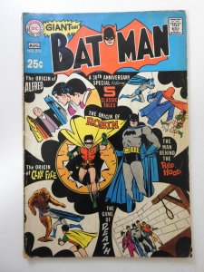 Batman #213  (1969) GD/VG Condition! 1 1/2 in spine split, moisture stain