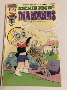 RICHIE RICH DIAMONDS #22 : Harvey 2/76 VF-; MAYDA MUNNY story