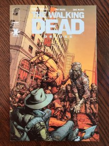 Walking Dead Deluxe #1-4 + #1C PRIMO DEAL! 2020 Image Robert Kirkman Tony Moore