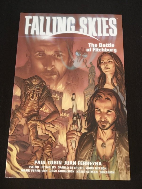 FALLING SKIES: THE BATTLE OF FITCHBURG Trade Paperback
