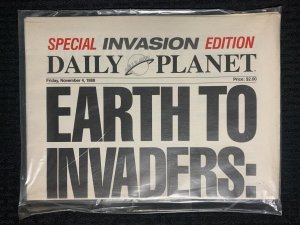 1988 DAILY PLANET Earth To Invaders: Drop Dead SEALED DC Comics Promo Newspaper