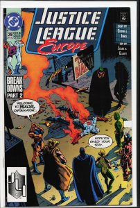 Justice League Europe #29 (1991) Captain Atom