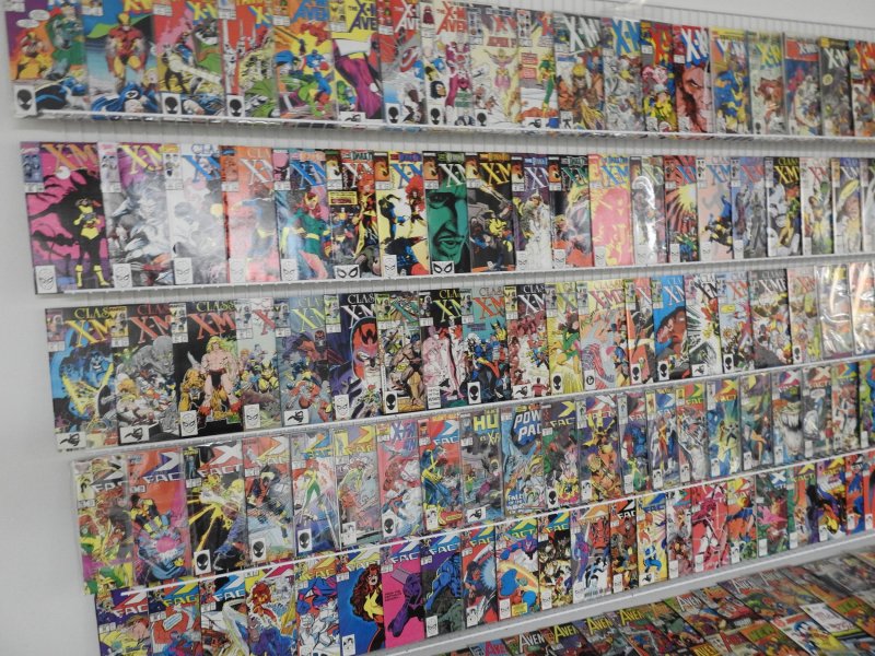 Huge Lot 190+ Comics W/ X-Men, Avengers, X-Factor, +More! Avg FN/VF Condition!