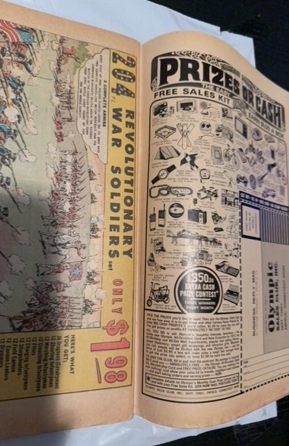 Ghosts #4 (1972)horror and ghost stories - foxxing/Spotting