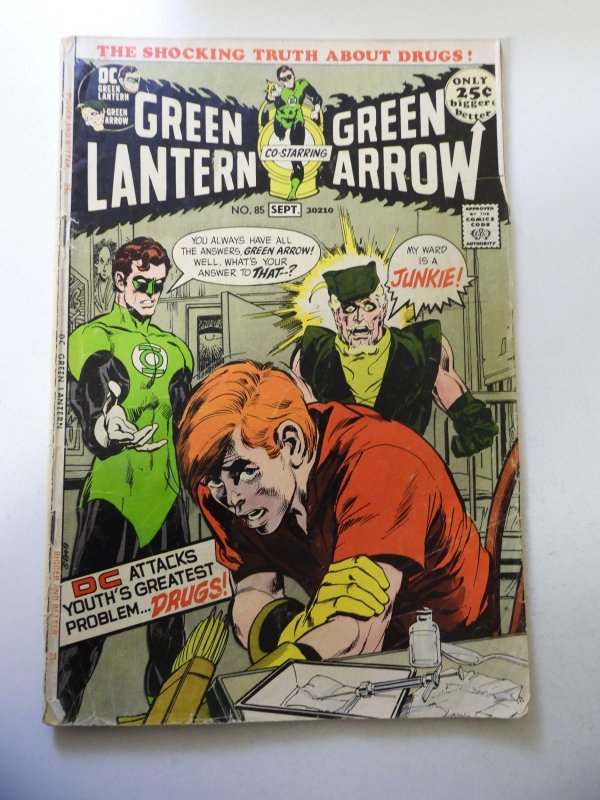 Green Lantern #85 (1971) VG- Condition 1 1/4 Spine Split