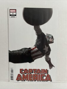 Captain America #1  Variant 2018 (D)