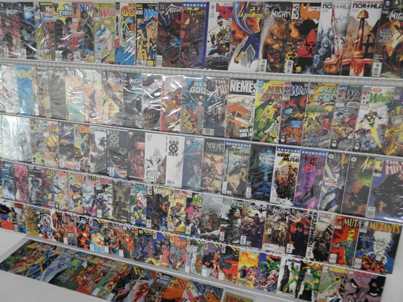 Huge Lot 130+ Comics W/ Flash, New Mutants, Northlanders+ Avg Fine+ Condition!!