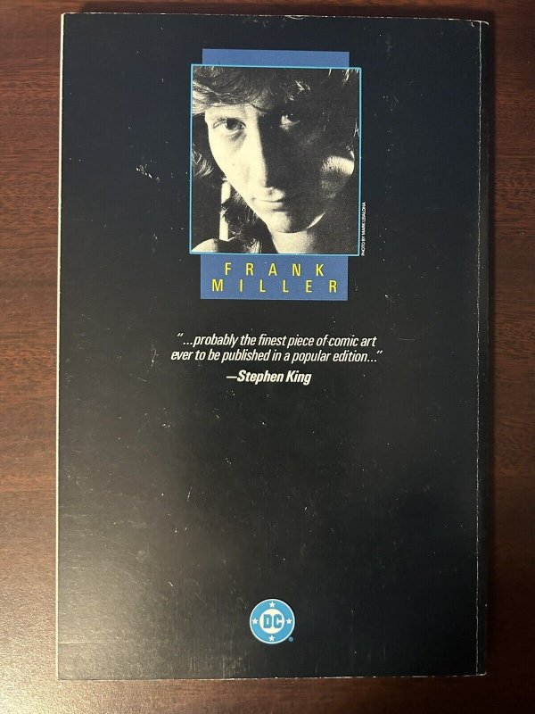 Batman The Dark Knight Returns TPB VF-NM DC Comics 1986 by Frank Miller 2nd Prnt