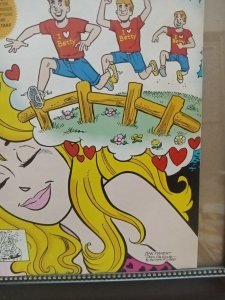 Betty #3 - (Archie Comics) - Vf/NM. Nw178m