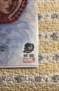 Spider-Gwen #1 phantom variant