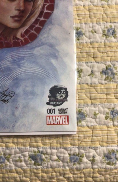 Spider-Gwen #1 phantom variant