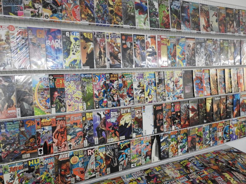 Huge Lot 180+ Comics W/ Spider-Man, Transformers, Spawn, +More! Avg FN/VF Cond!