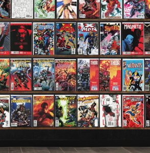 Huge Lot 150+ Comics with The Mighty Thor, Grayson, Green Arrow & More!