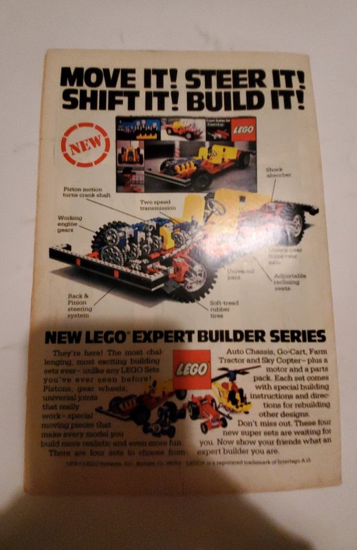 Yogi Bear #8 (1979) NM Marvel Comic Book J743