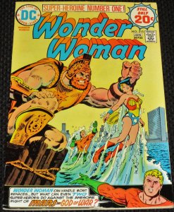 Wonder Woman #215 (1975)
