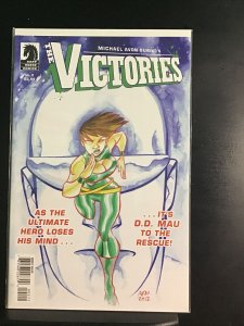 MICHAEL AVON OEMING'S THE VICTORIES #2 DARK HORSE 2013 Bagged Boarded