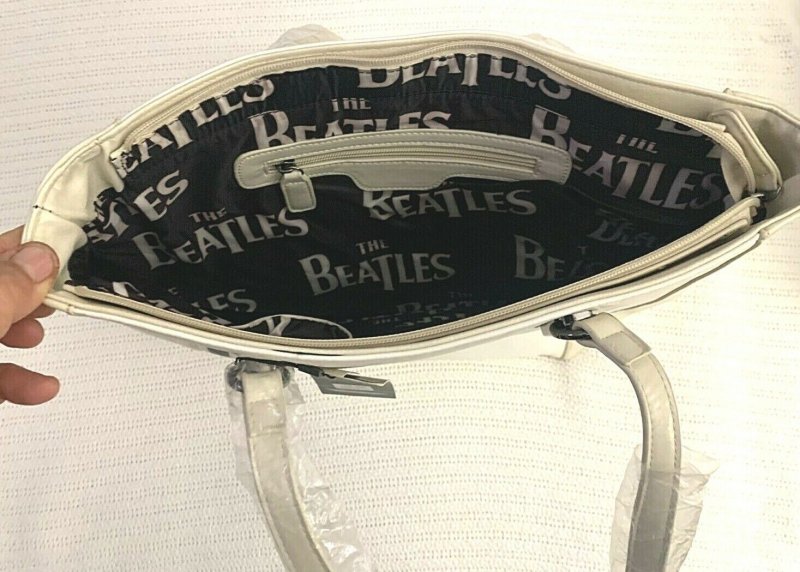 ?~RARE~THE BEATLES~Drop T Logo Large Leatherette Bag by VISIONAIR/APPLE~NEW~?
