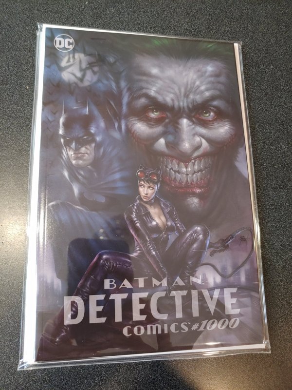 DETECTIVE COMICS #1000 LUCIO PARRILLO SCORPION COMIC'S VARIANT LIMITED T...