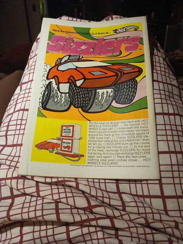 Date with Debbi #11 September 1970 DC Comics Bronze Age Good Girl Art Cover Book