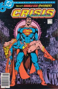 Crisis on Infinite Earths #7 (Newsstand) FN ; DC | George Perez