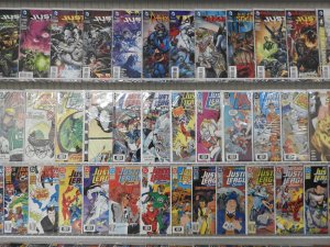 Huge Lot 140+ Comics ALL JUSTICE LEAGUE!! Avg VF+ Condition!