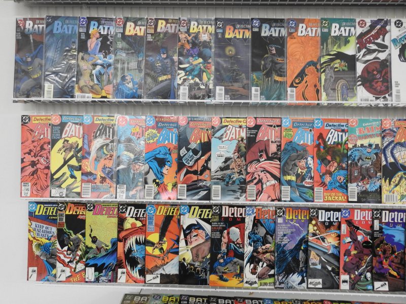 Huge Lot 190+ Comics W/ Detective Comics Starring Batman!! Avg VF Condition!!