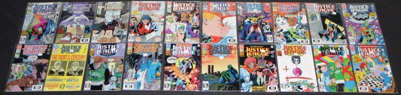 Vintage DC Copper Age JUSTICE LEAGUE 79pc Mid to High Grade Comic Lot JLA Batman