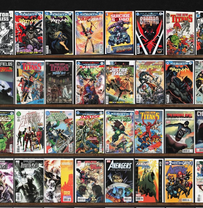 Huge Lot 150+ Comics with Batman, Starman, Justice League & More!