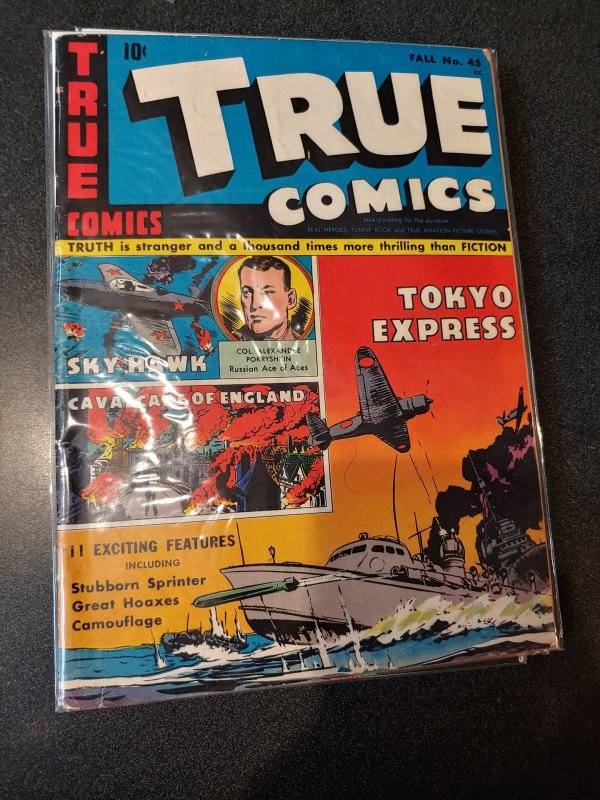 TRUE COMICS #45  EXPLOSIVE BATTLE COVER VG+