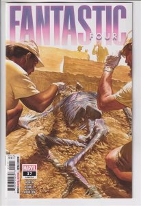 FANTASTIC FOUR (2022 MARVEL) #17 CVR A ALEX ROSS
