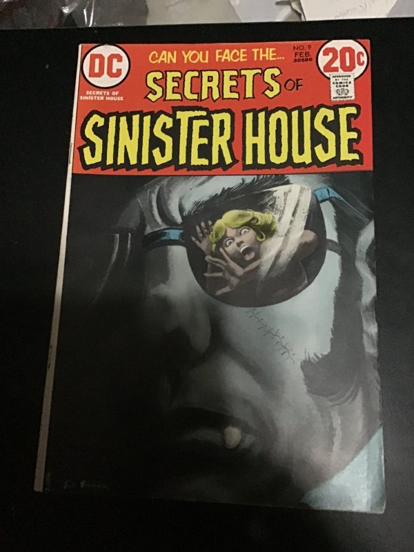 Secrets of Sinister House #9 (1973) Ocampo, Rival Art! VF/NM Oregon CERT! Wow