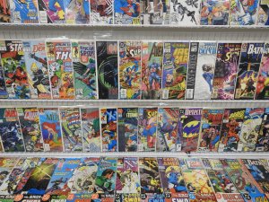 Huge Lot 140+ Comics W/ Swamp Thing, Avengers, Batman, +More! Avg VF- Condition!