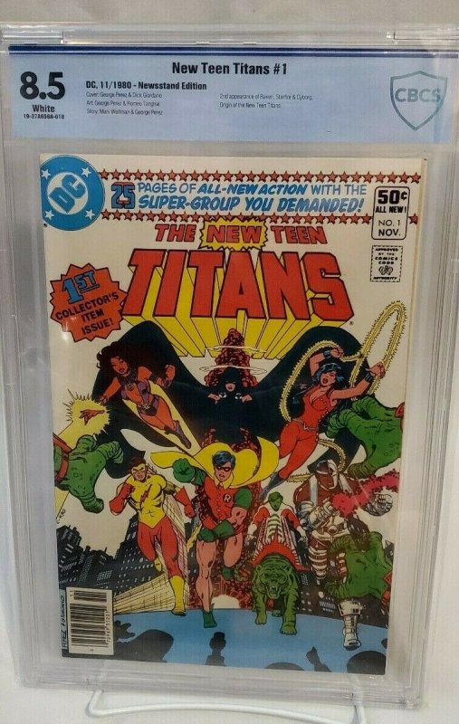 New Teen Titans #1 - CBCS 8.5 - NEWSSTAND Edition - WHITE PAGES