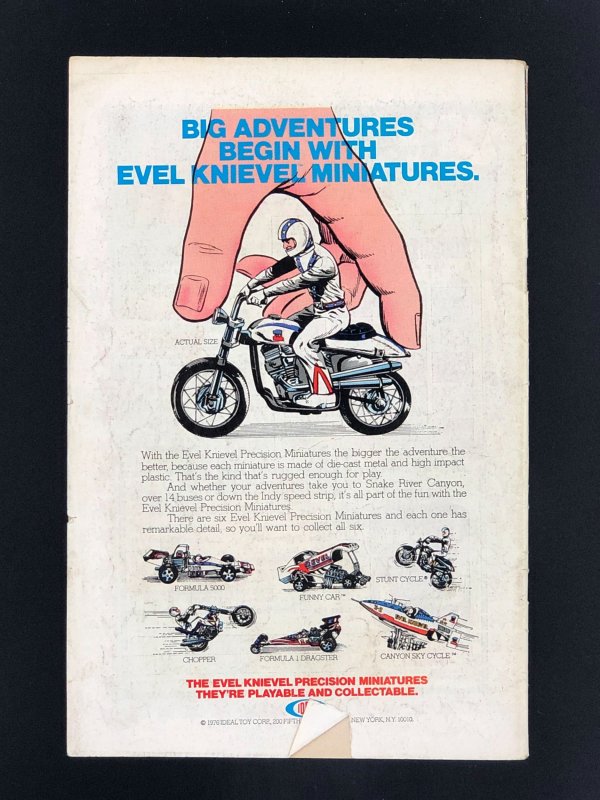 Super-Team Family #9 (1977)