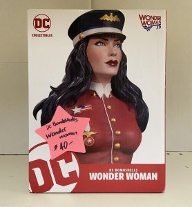 DC Collectibles DC Bombshells Wonder Woman Bust Statue