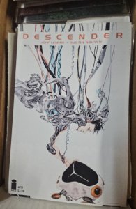 Descender #11 (2016)