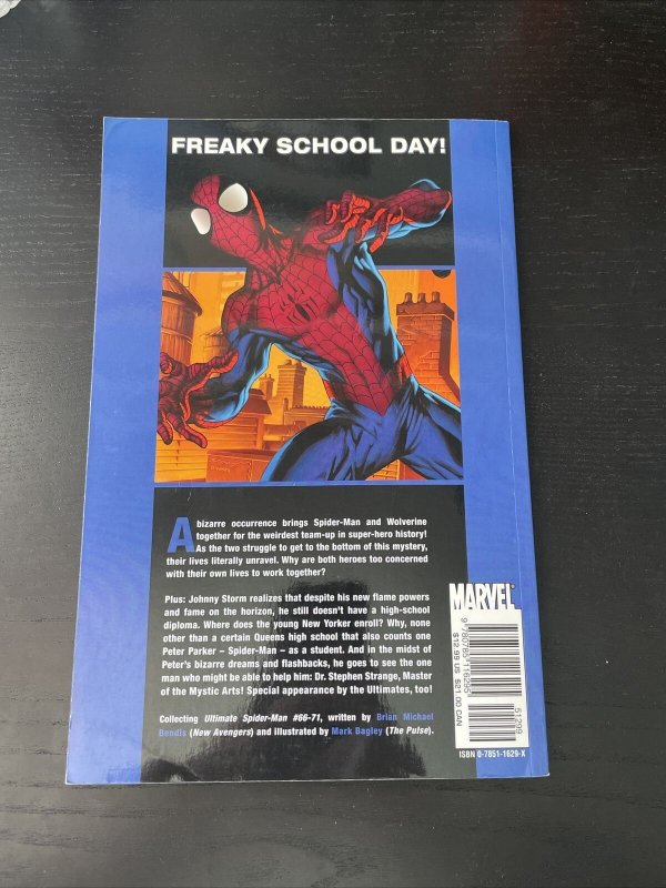 Ultimate Spider-Man Vol.  #12 1st Print Trade Paperback Brian Michael Bendis 