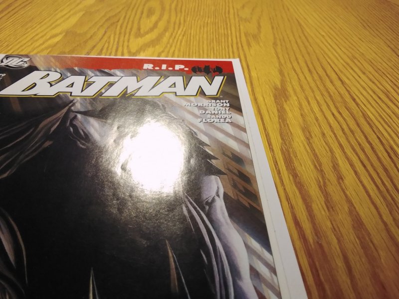 Batman #679 Alex Ross Cover (2008)