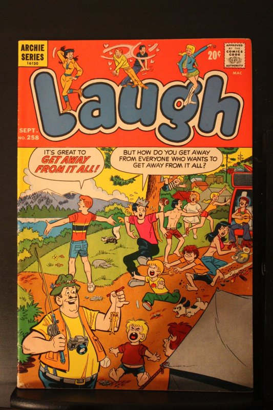 Laugh #258 (1972) High-Grade VF/NM fishing cover!