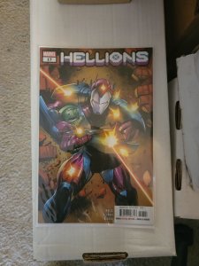 Hellions #17 (2022)