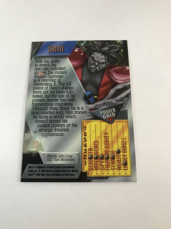 SKIN  #118 card : Marvel Metal 1995 Fleer Chromium; NM/M Avengers, base