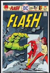 The Flash #236 (1975) The Flash