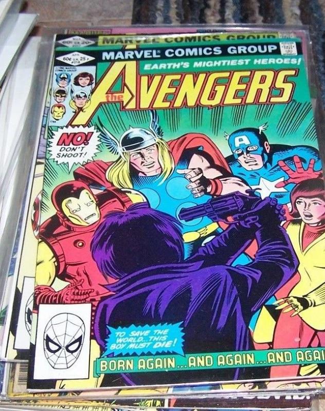 Avengers # 218 (Apr 1982, Marvel) born again + captain america thor ironman wasp